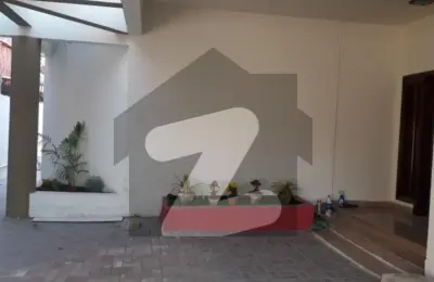 FRESHLY RENOVATED 500 YARDS BUNGALOW FOR RENT DHA PHASE 7, KARACHI