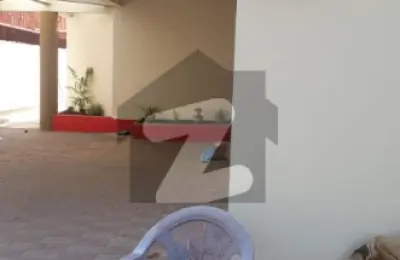 FRESHLY RENOVATED 500 YARDS BUNGALOW FOR RENT DHA PHASE 7, KARACHI