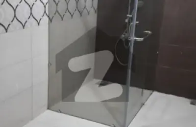 FRESHLY RENOVATED 500 YARDS BUNGALOW FOR RENT DHA PHASE 7, KARACHI