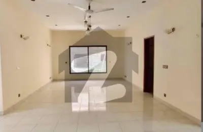 ULTRA LUXURY WEST OPEN UPPER PORTION FOR RENT DHA PHASE 6, KARACHI