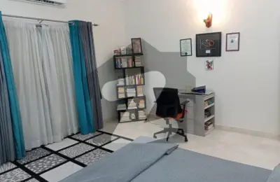 ULTRA LUXURY WELL MAINTAINED BUNGALOW FOR SALE DHA PHASE 8, KARACHI