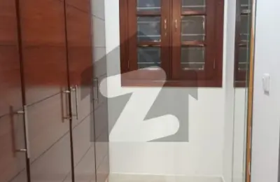 ULTRA LUXURY 500 SQ. YARDS WELL MAINTAINED BUNGALOW FOR SALE ZULFIQAR STREETS, DHA PHASE VIII, KARACHI | LC-10 | WA-10