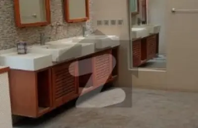 ULTRA LUXURY 1000 SQ. YARDS DESIGNER BUNGALOW WITH BASEMENT & SWIMMING POOL FOR SALE DHA PHASE VI, KARACHI | LC-02 | TN-02