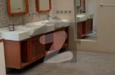 ULTRA LUXURY 1000 SQ. YARDS DESIGNER BUNGALOW WITH BASEMENT & SWIMMING POOL FOR SALE DHA PHASE VI, KARACHI | LC-02 | TN-02