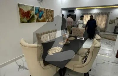 600 Yards Bungalow for Sale in DHA Phase 5 Karachi