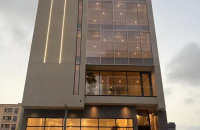 BRAND NEW COMMERCIAL BUILDING FOR RENT ZULFIQAR COMMERCIAL, DHA PHASE VIII-A, KARACHI | LC-07 | SG-07